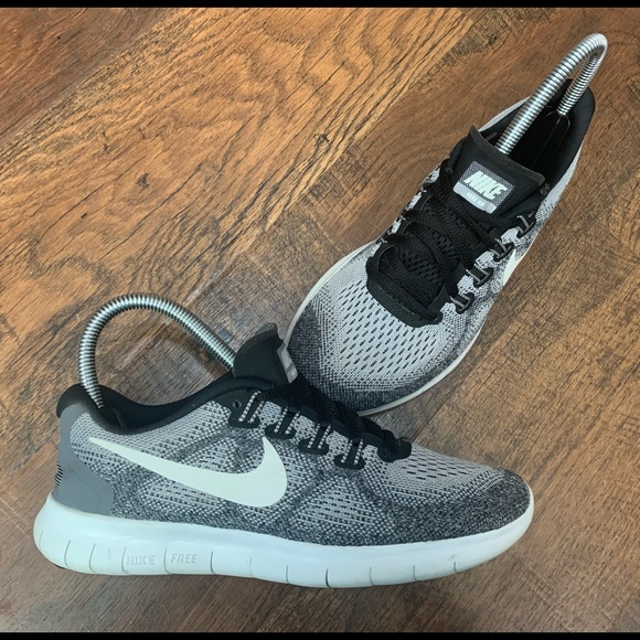 Nike Shoes - Nike Free RN Wolf Grey Pure Platinum Black Women's size 5.5